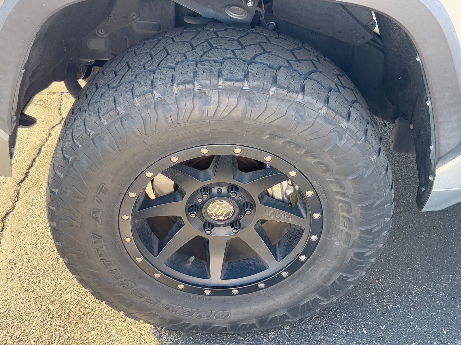 Used 2023 Toyota Tundra SR5 w/ SR5 Premium Package image 8