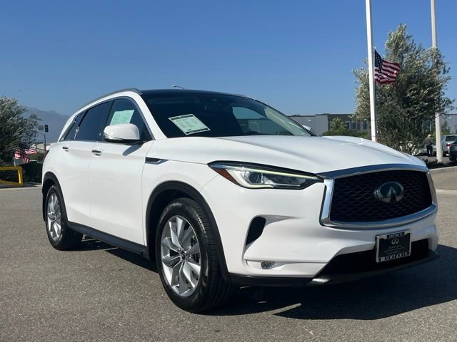 Certified 2019 INFINITI QX50 Luxe w/ Cargo Package AWD/4WD image 7