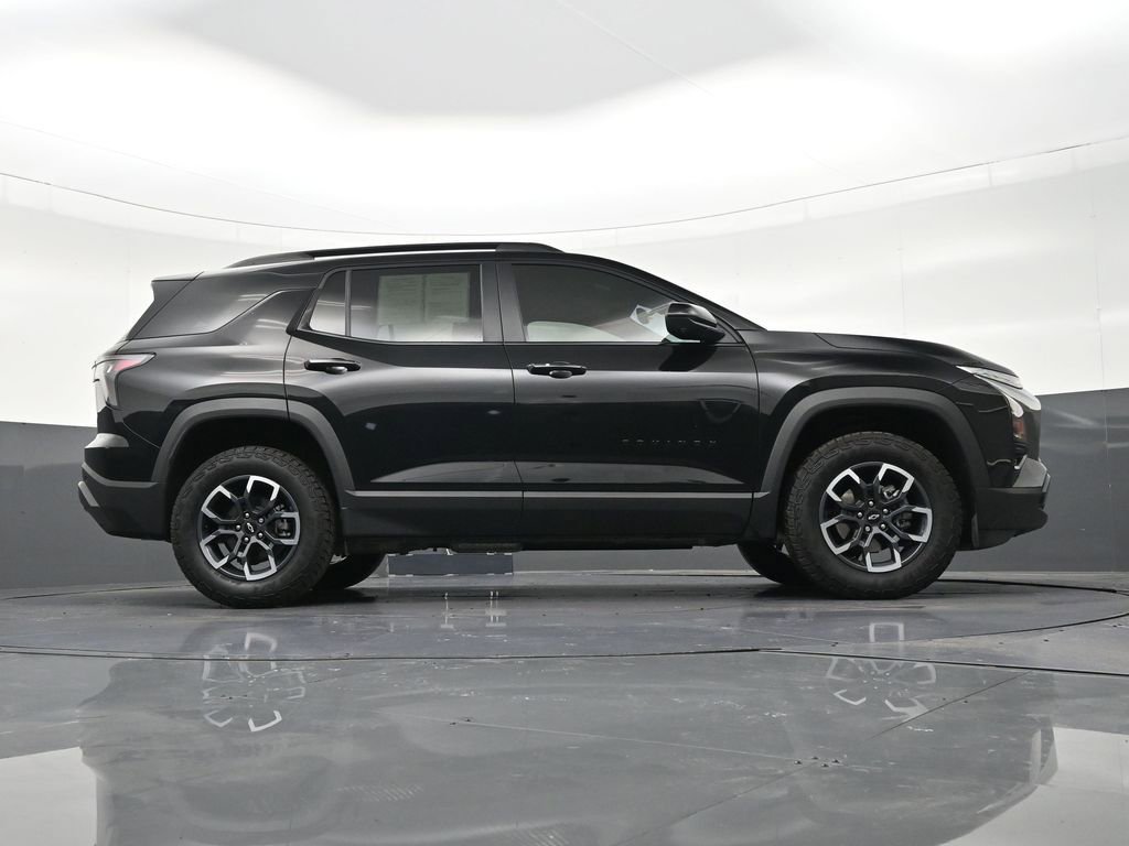 Used 2025 Chevrolet Equinox ACTIV w/ Safety and Technology Package image 28