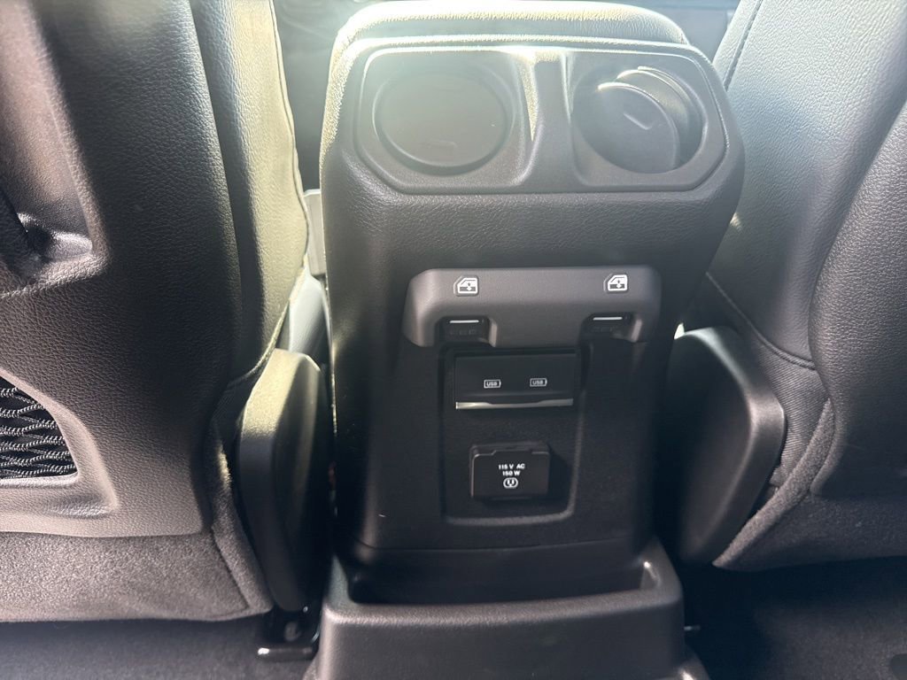 New 2025 Jeep Wrangler Sahara image 33