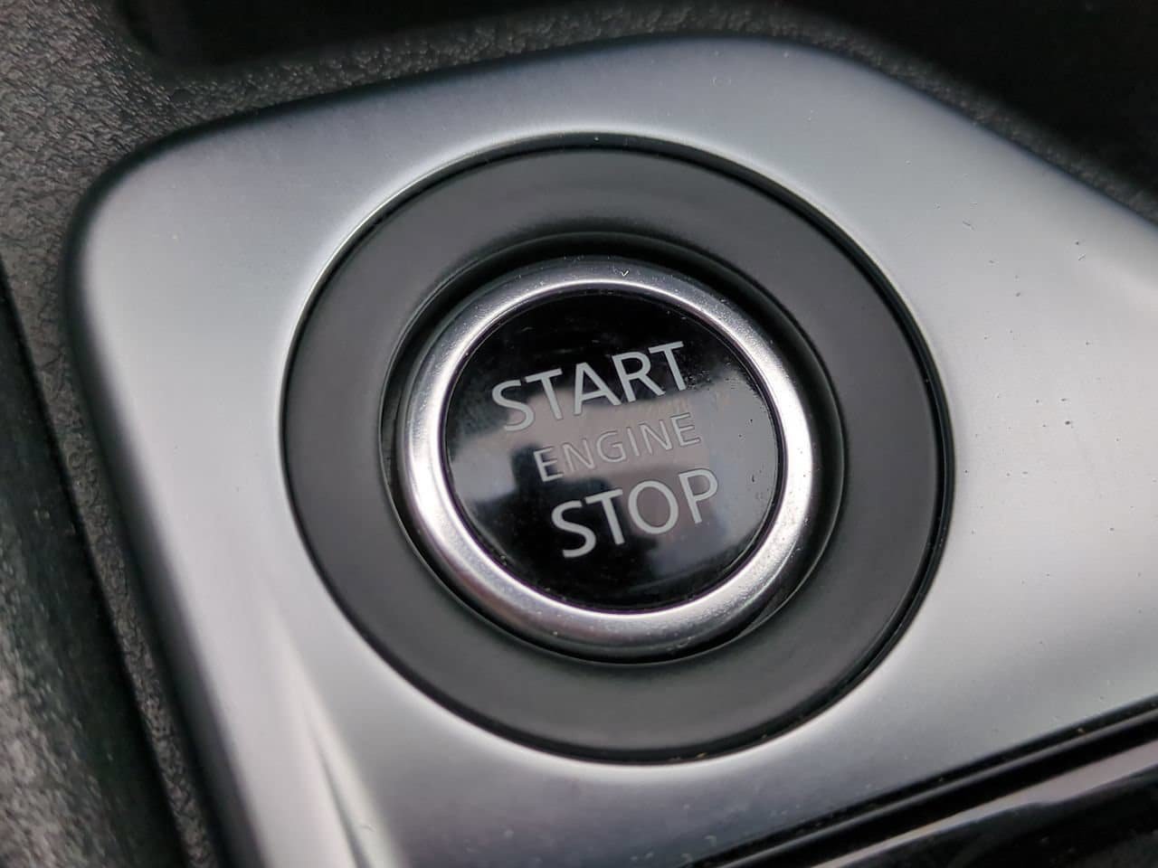 Used 2025 Nissan Sentra SV FWD image 25