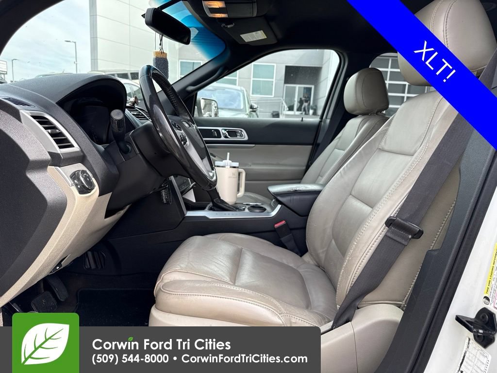 Used 2012 Ford Explorer XLT FWD image 2