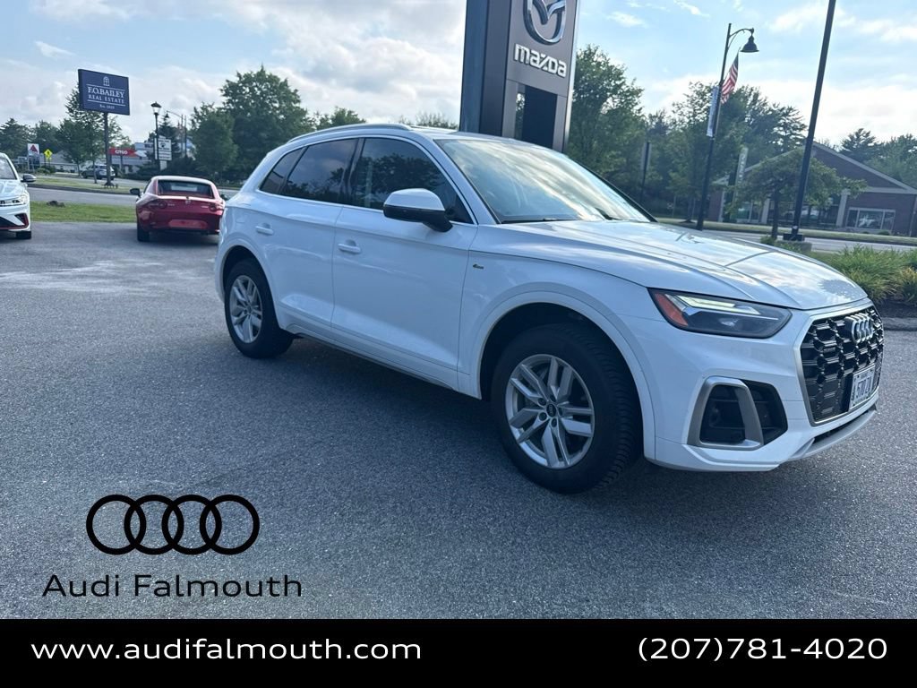 Used 2022 Audi Q5 2.0T Premium w/ Convenience Package AWD/4WD image 1