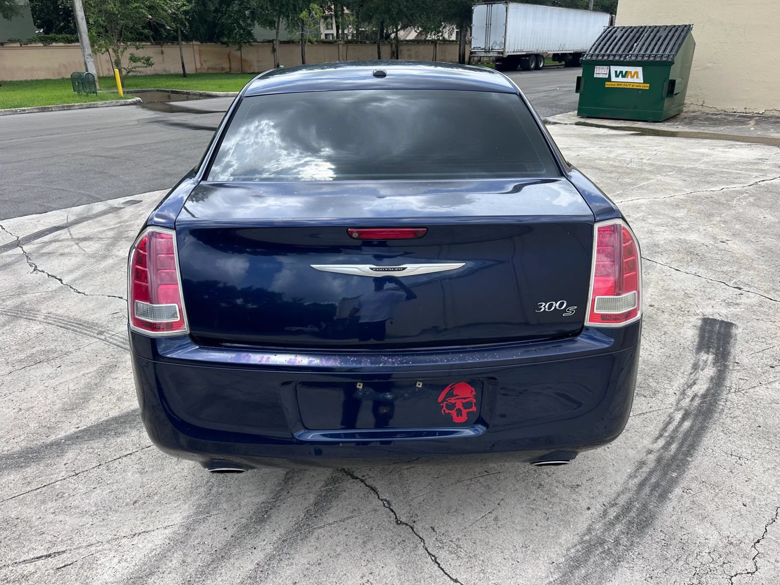 Used 2013 Chrysler 300 S RWD image 6