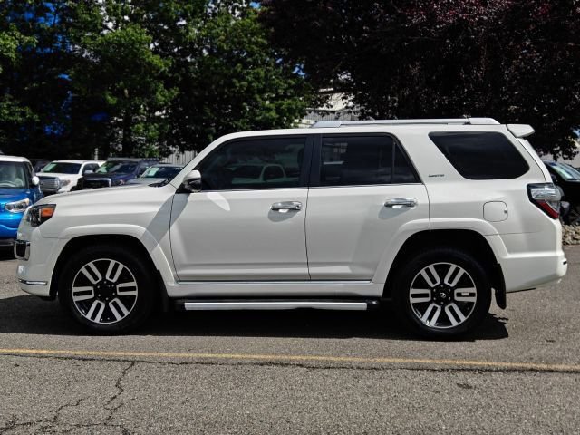 Used 2017 Toyota 4Runner Limited AWD/4WD image 5