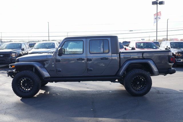 Used 2022 Jeep Gladiator Sport image 8