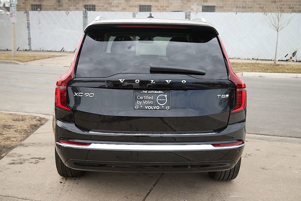 New 2026 Volvo XC90 T8 Ultra w/ Protection Package AWD/4WD image 8