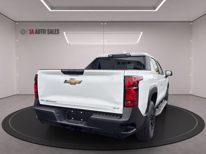 Used 2024 Chevrolet Silverado EV W/T image 5