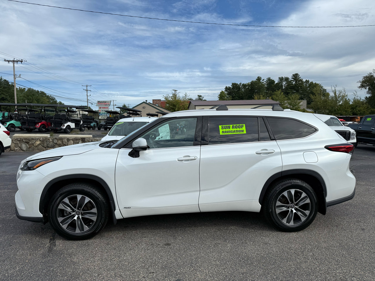 Used 2022 Toyota Highlander XLE image 5