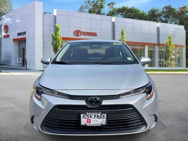 Certified 2023 Toyota Corolla LE w/ Carpet Mat Package (TMS) FWD image 2