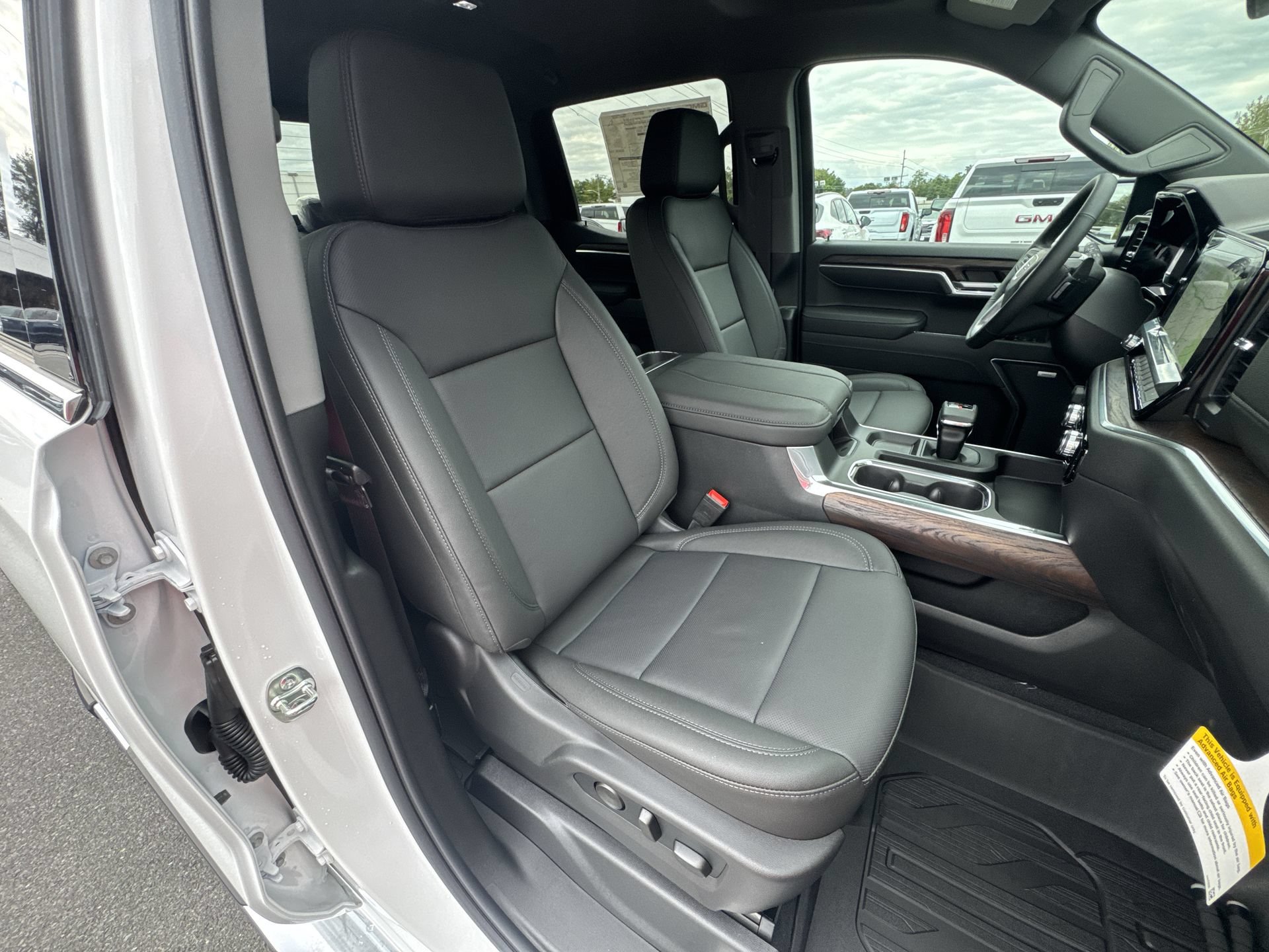 New 2026 GMC Sierra 1500 SLT w/ SLT Premium Plus Package AWD/4WD image 25