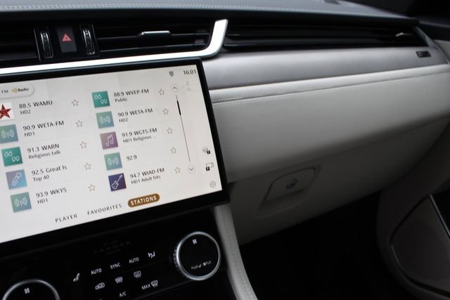 New 2026 Jaguar F-PACE R-Dynamic S image 12