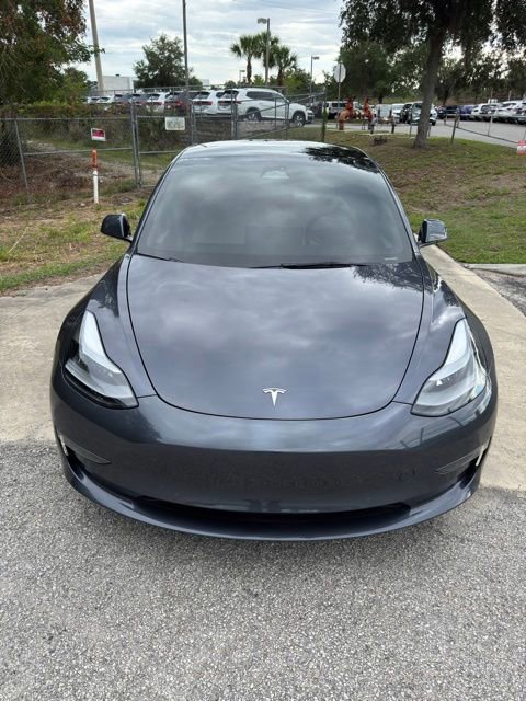 Used 2022 Tesla Model 3 Standard Range RWD image 4