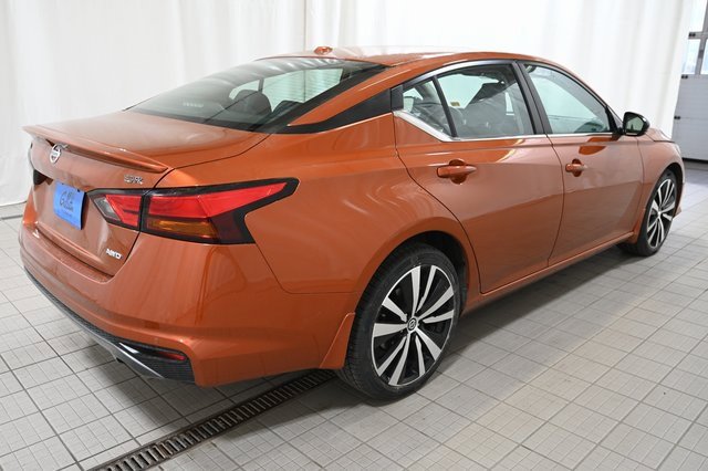 Used 2020 Nissan Altima 2.5 SR w/ Premium Package image 12