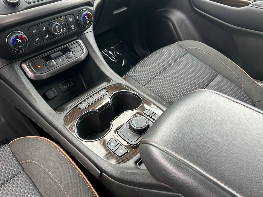Used 2020 GMC Acadia AT4 AWD/4WD image 19