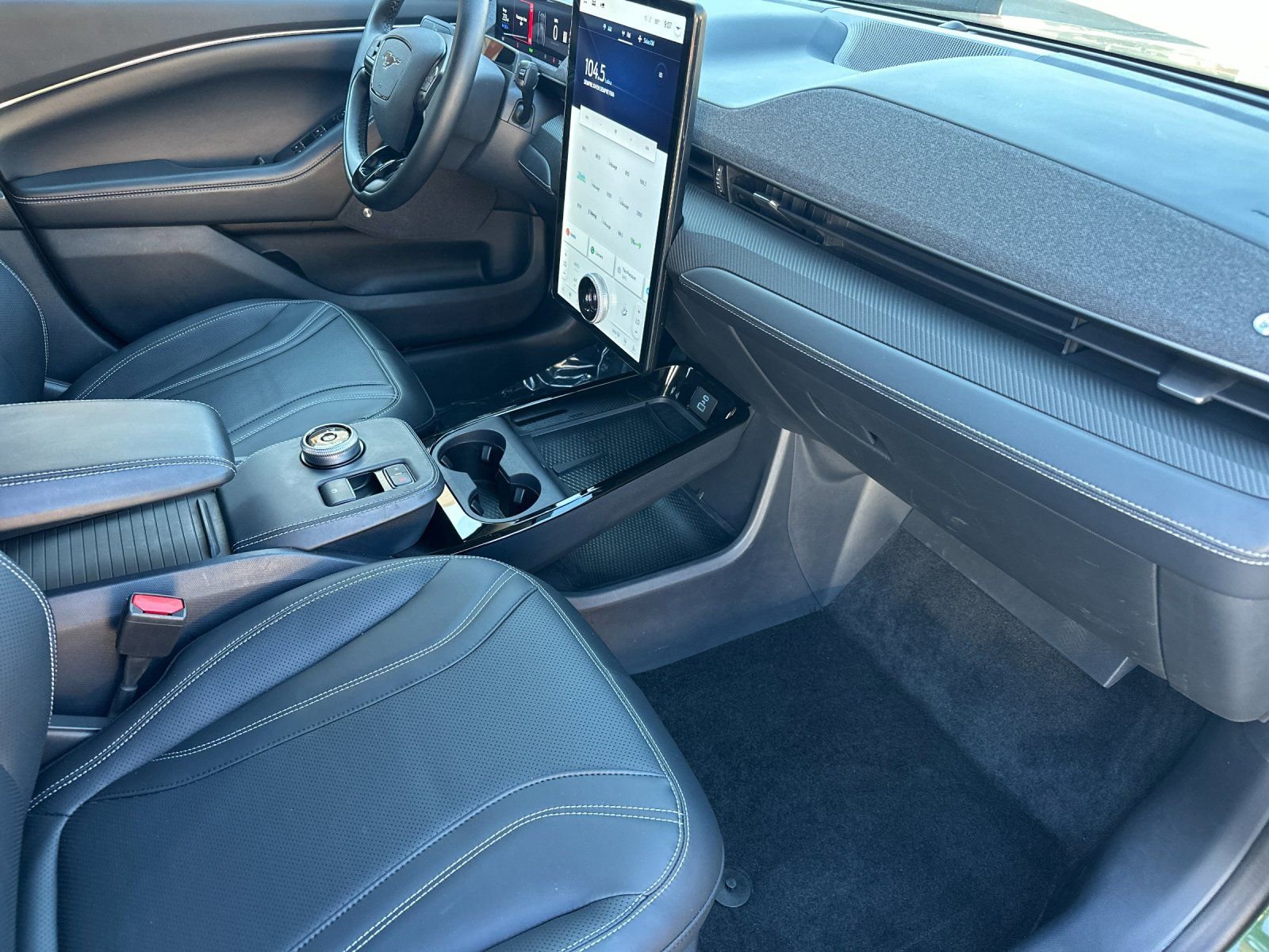 Used 2024 Ford Mustang Mach-E Premium image 18