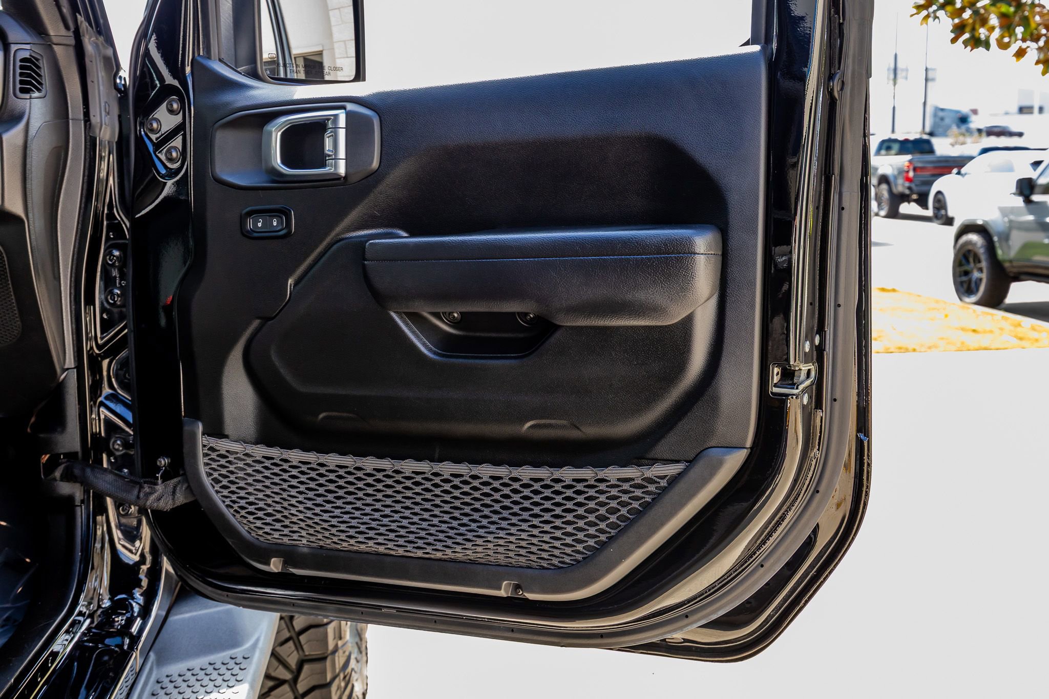 Used 2022 Jeep Wrangler Unlimited Sport w/ Sun And Sound Package AWD/4WD image 36