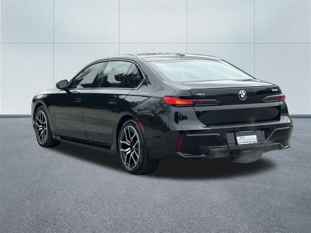 Used 2026 BMW 740i xDrive image 8