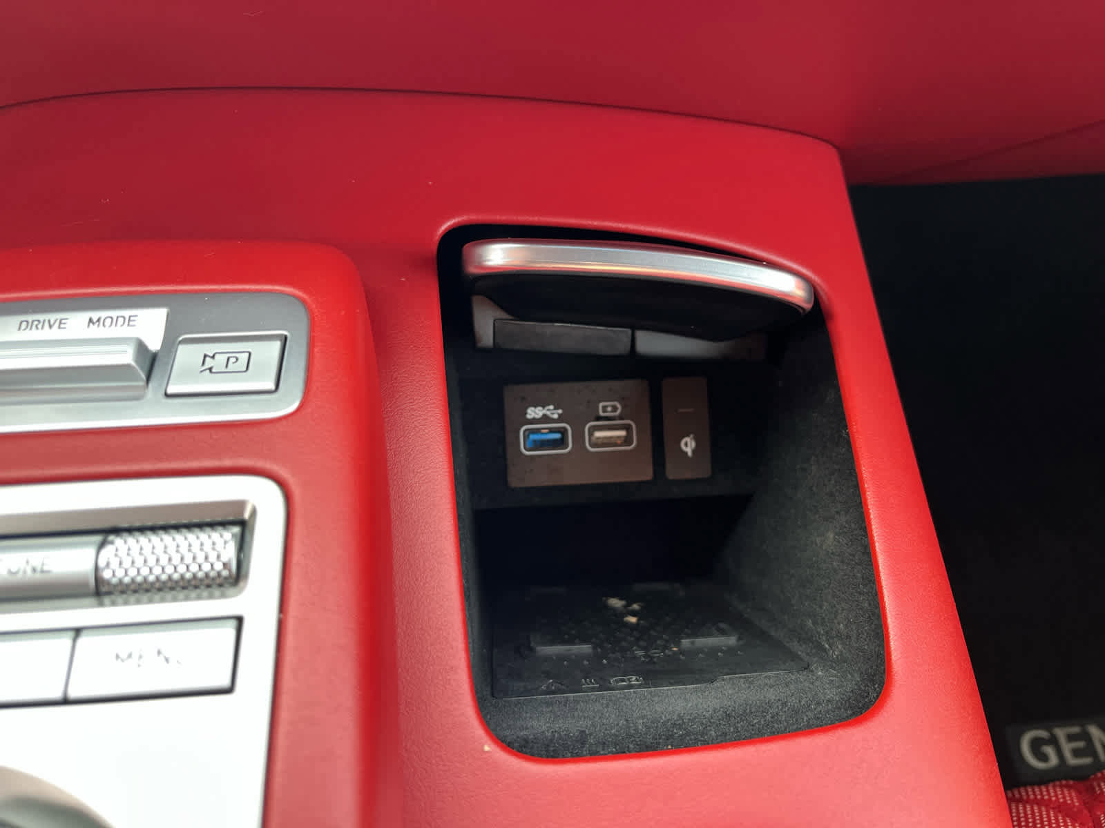 Used 2022 Genesis GV70 3.5T Sport w/ Sport Advanced Package image 23