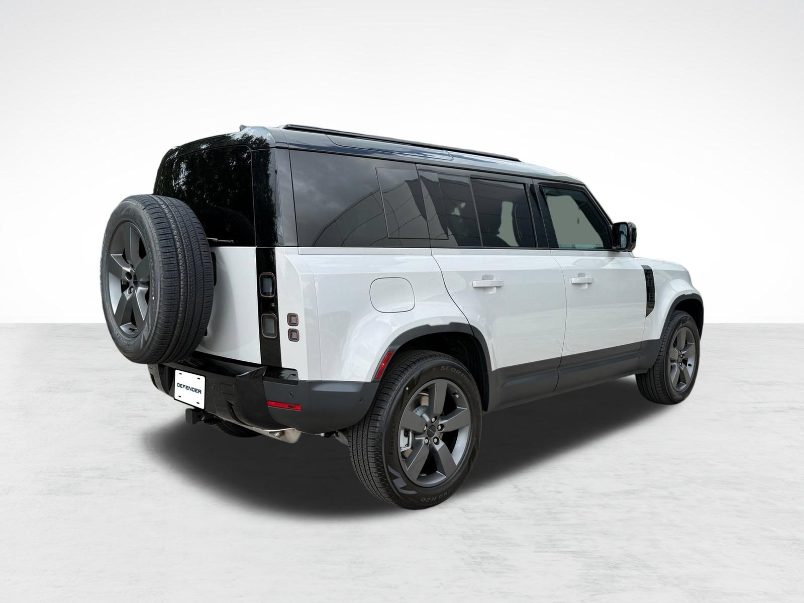 New 2026 Land Rover Defender 110 S AWD/4WD image 9