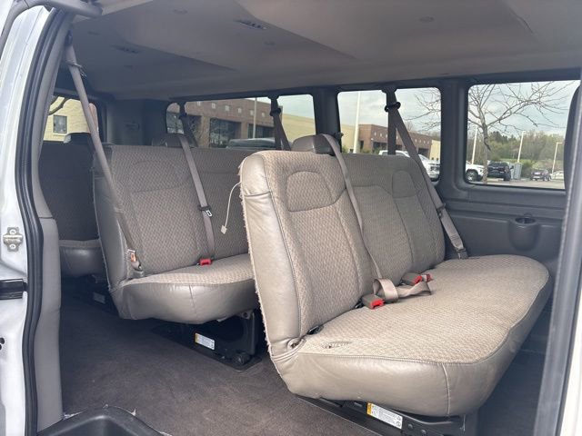 Used 2024 Chevrolet Express 3500 LT w/ LT Preferred Equipment Group RWD image 23