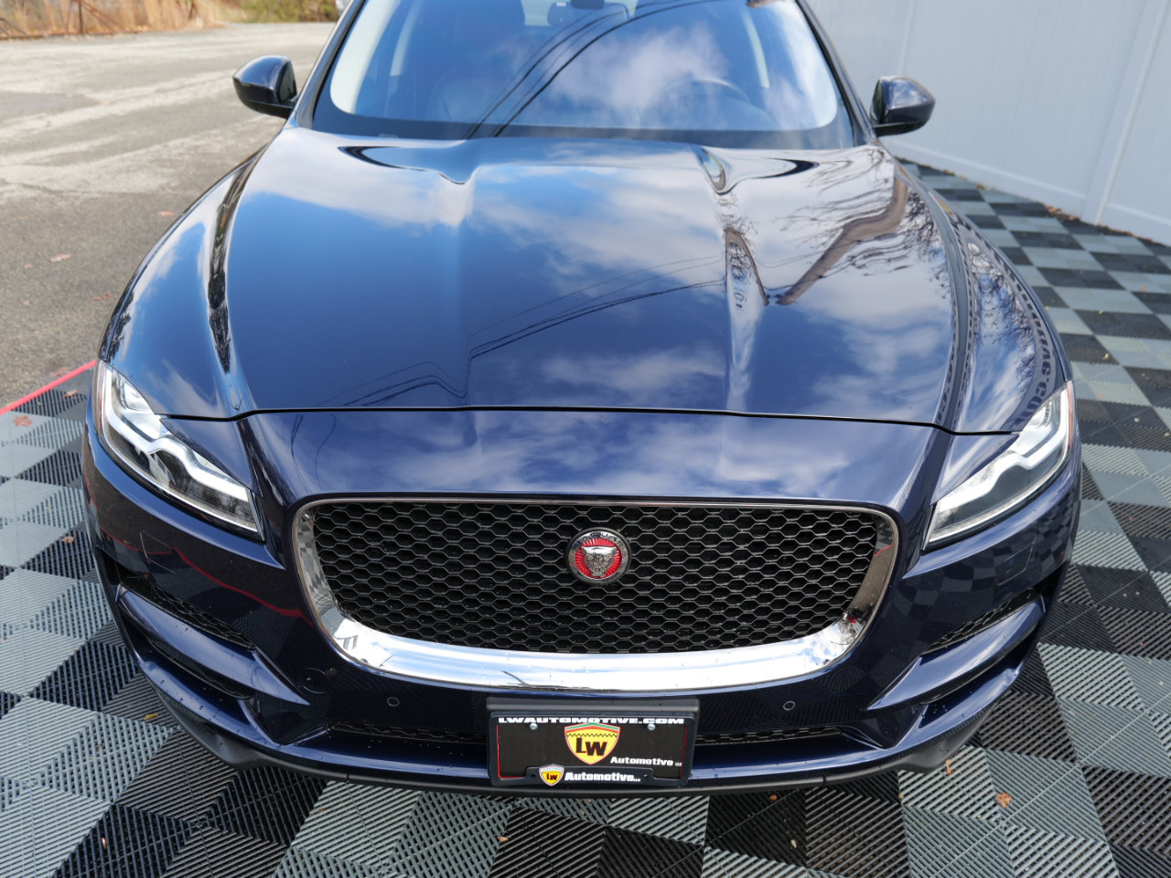 Used 2018 Jaguar F-PACE Prestige image 80