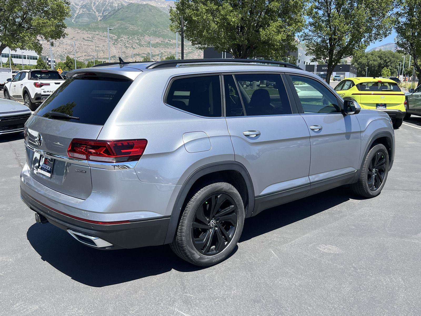 Used 2023 Volkswagen Atlas SE AWD/4WD image 7