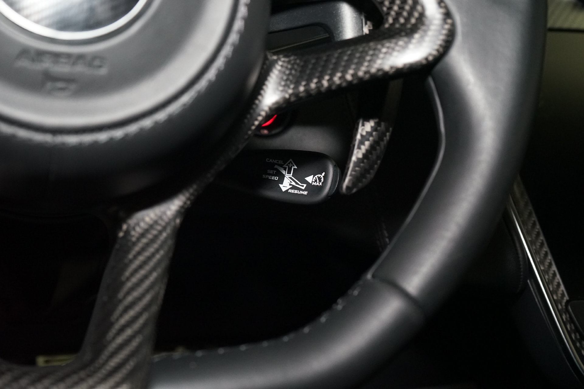 Used 2017 McLaren 570S Coupe RWD image 26