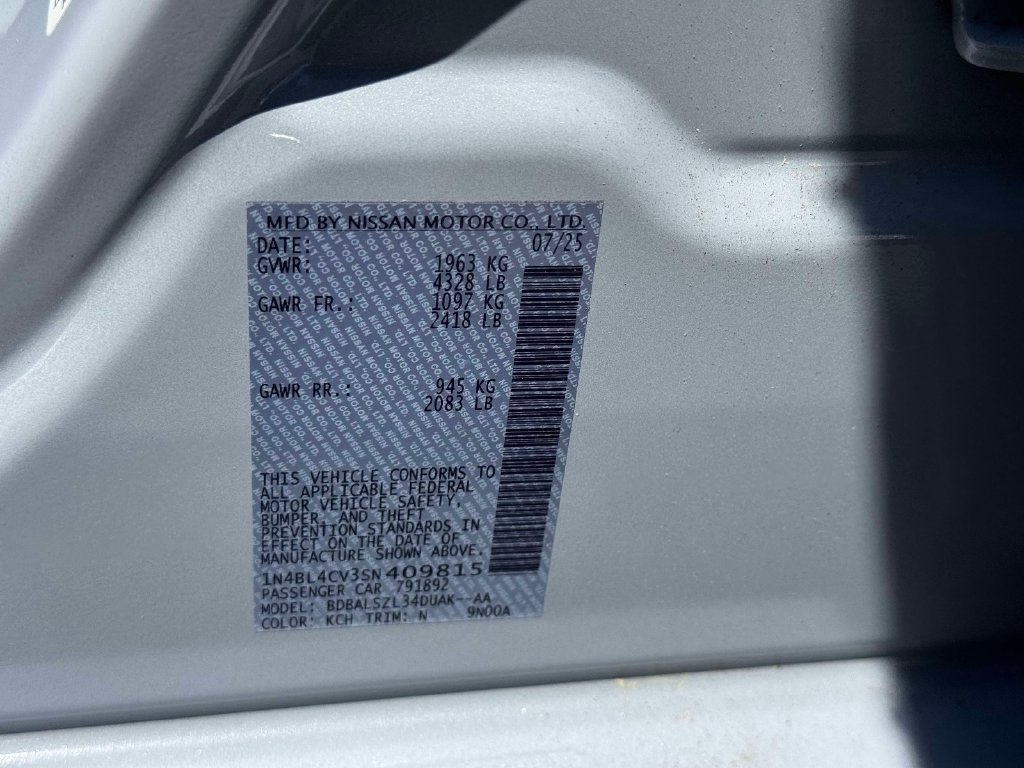 Certified 2025 Nissan Altima 2.5 SR w/ SR Premium Package FWD image 18