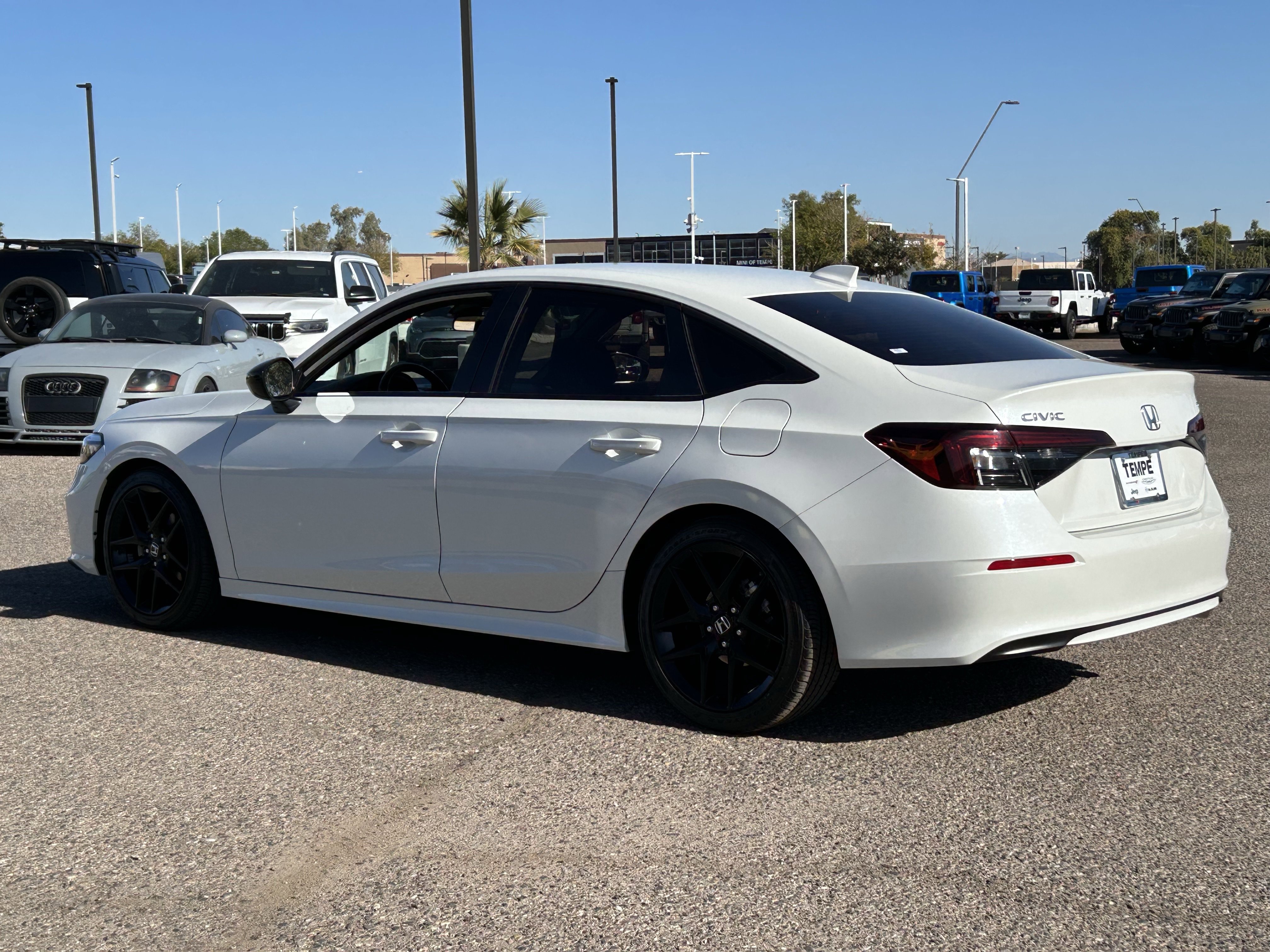 Used 2025 Honda Civic Sport image 4