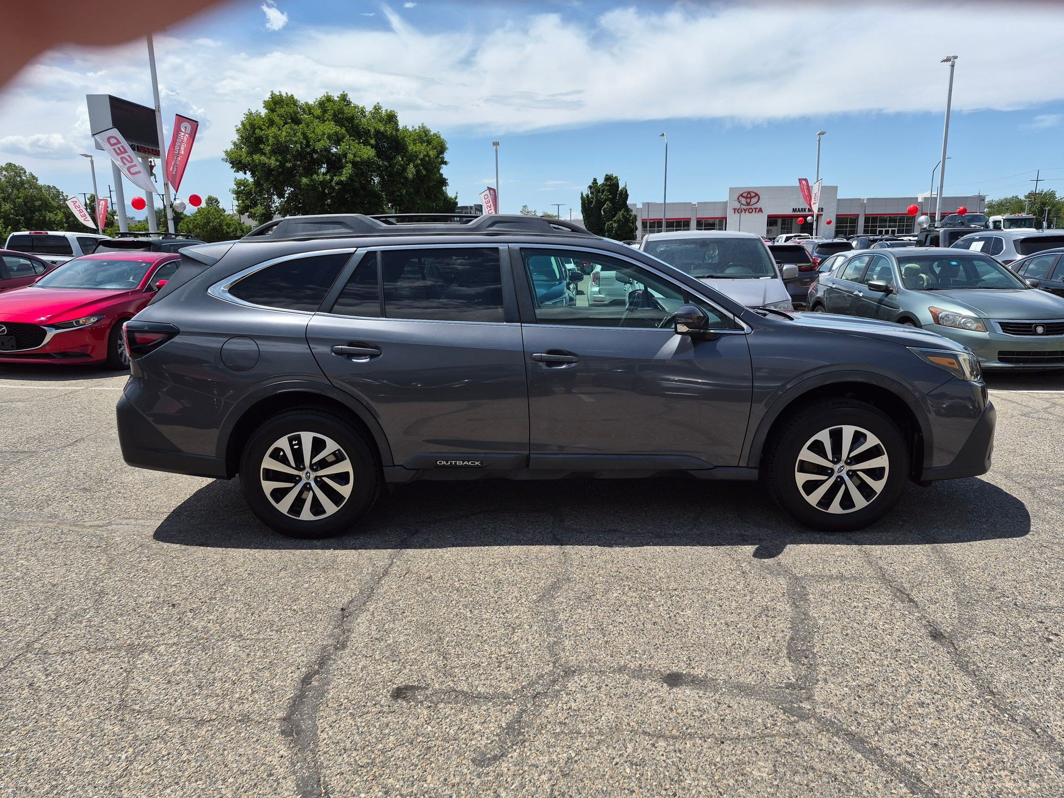 Used 2020 Subaru Outback Premium w/ Popular Package #1 AWD/4WD image 2