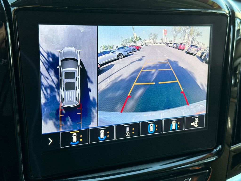 Used 2021 Chevrolet Traverse Premier w/ Redline Edition FWD image 20