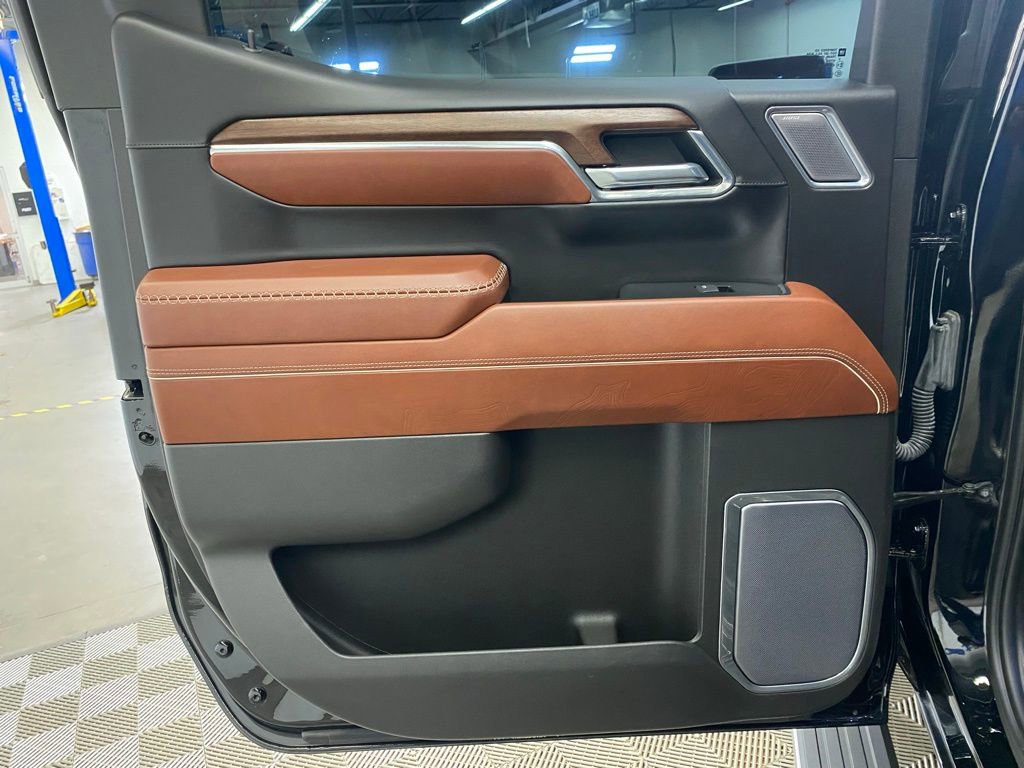 Used 2023 GMC Sierra 1500 Denali Ultimate image 18