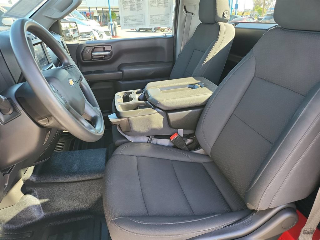 Used 2025 Chevrolet Silverado 1500 W/T RWD image 11
