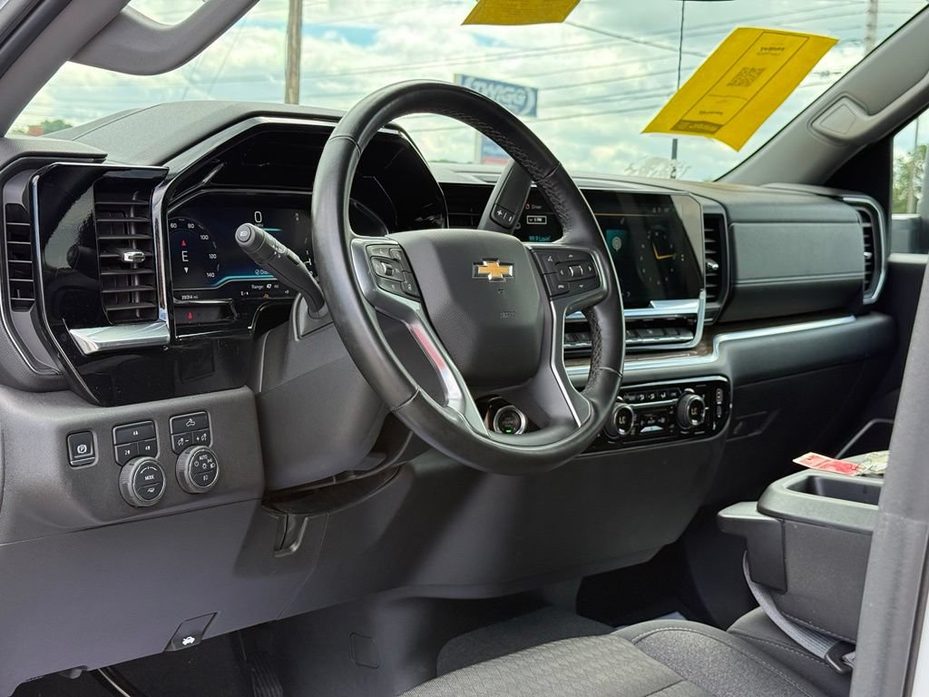 Used 2025 Chevrolet Silverado 2500 LT w/ Convenience Package AWD/4WD image 43