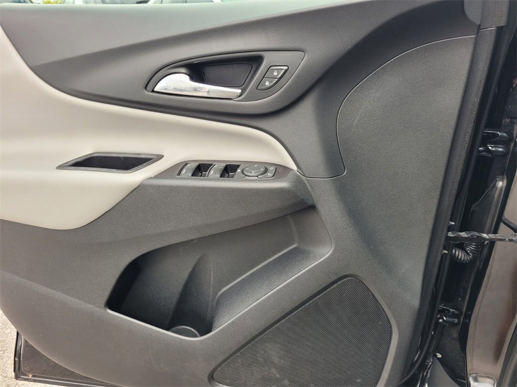Used 2019 Chevrolet Equinox LS image 23