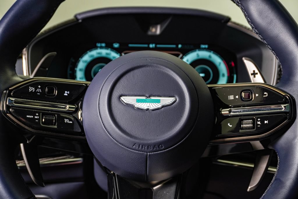 Used 2025 Aston Martin DBX 707 AWD/4WD image 25