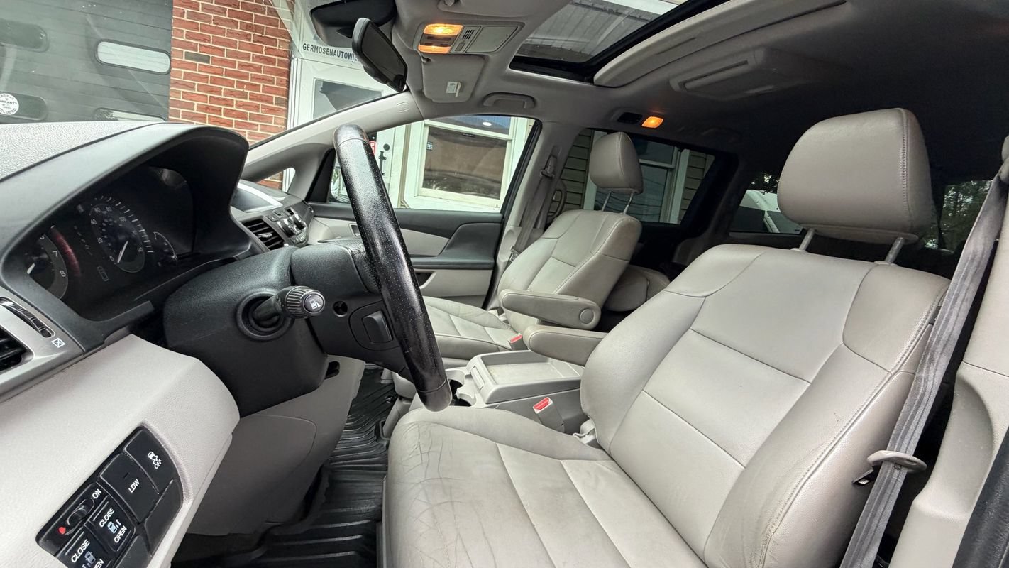 Used 2016 Honda Odyssey EX-L image 9
