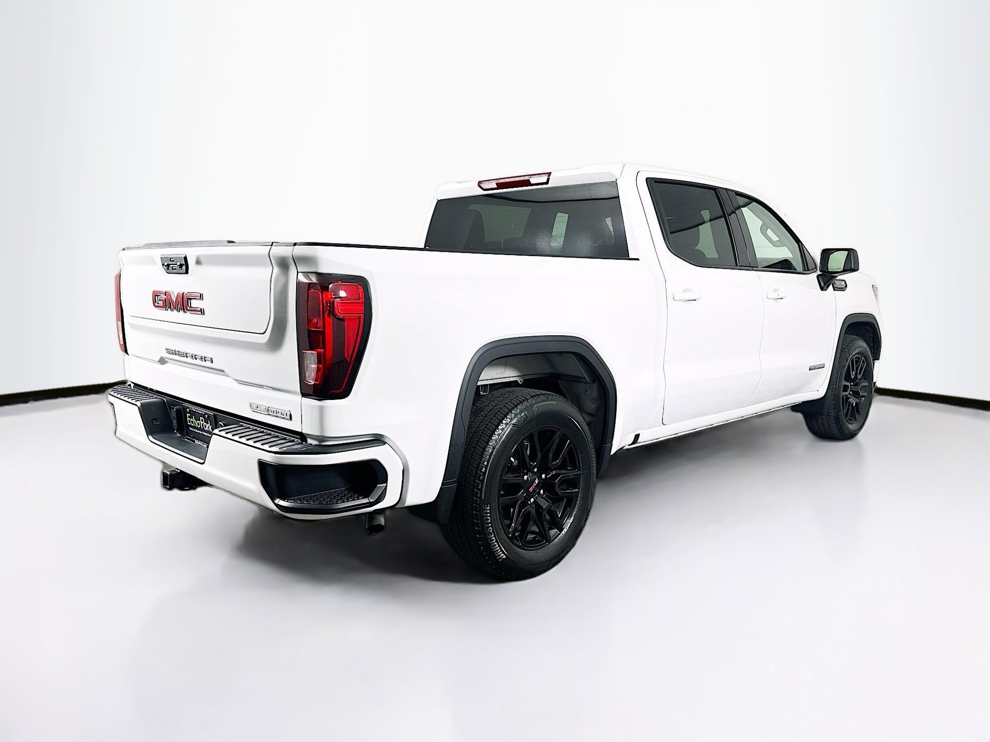 Used 2024 GMC Sierra 1500 Elevation image 9