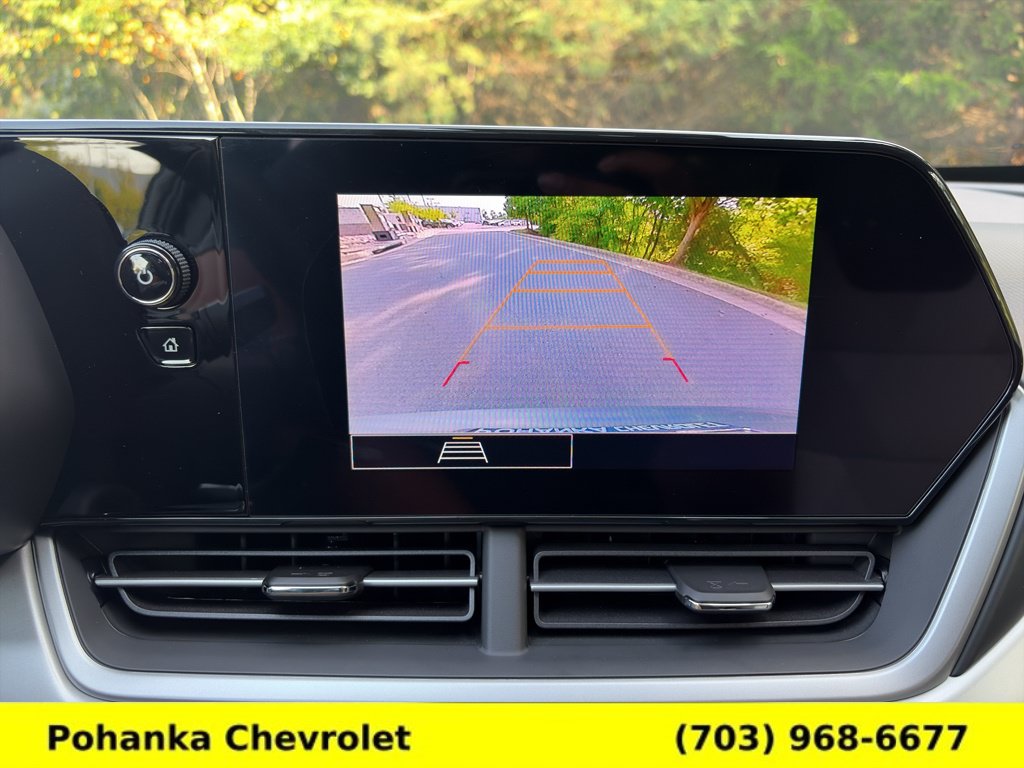 Certified 2026 Chevrolet Trax RS w/ Sunroof Package FWD image 16