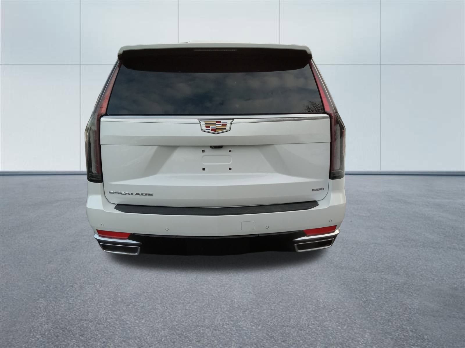 Certified 2024 Cadillac Escalade Premium Luxury image 5