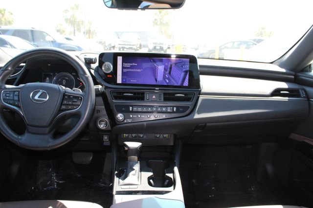 Certified 2025 Lexus ES 300h w/ Premium Package FWD image 10