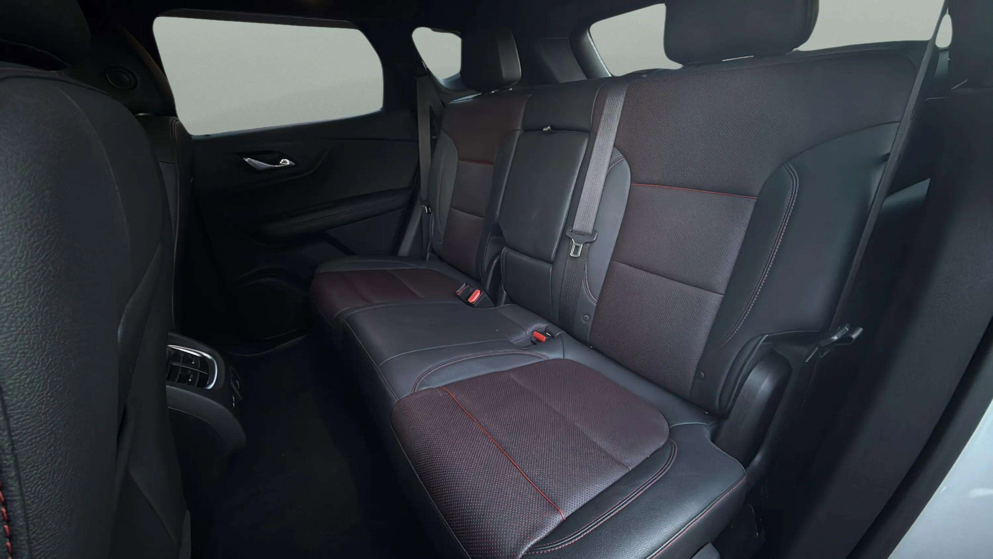 Used 2022 Chevrolet Blazer RS w/ Enhanced Convenience Package image 23