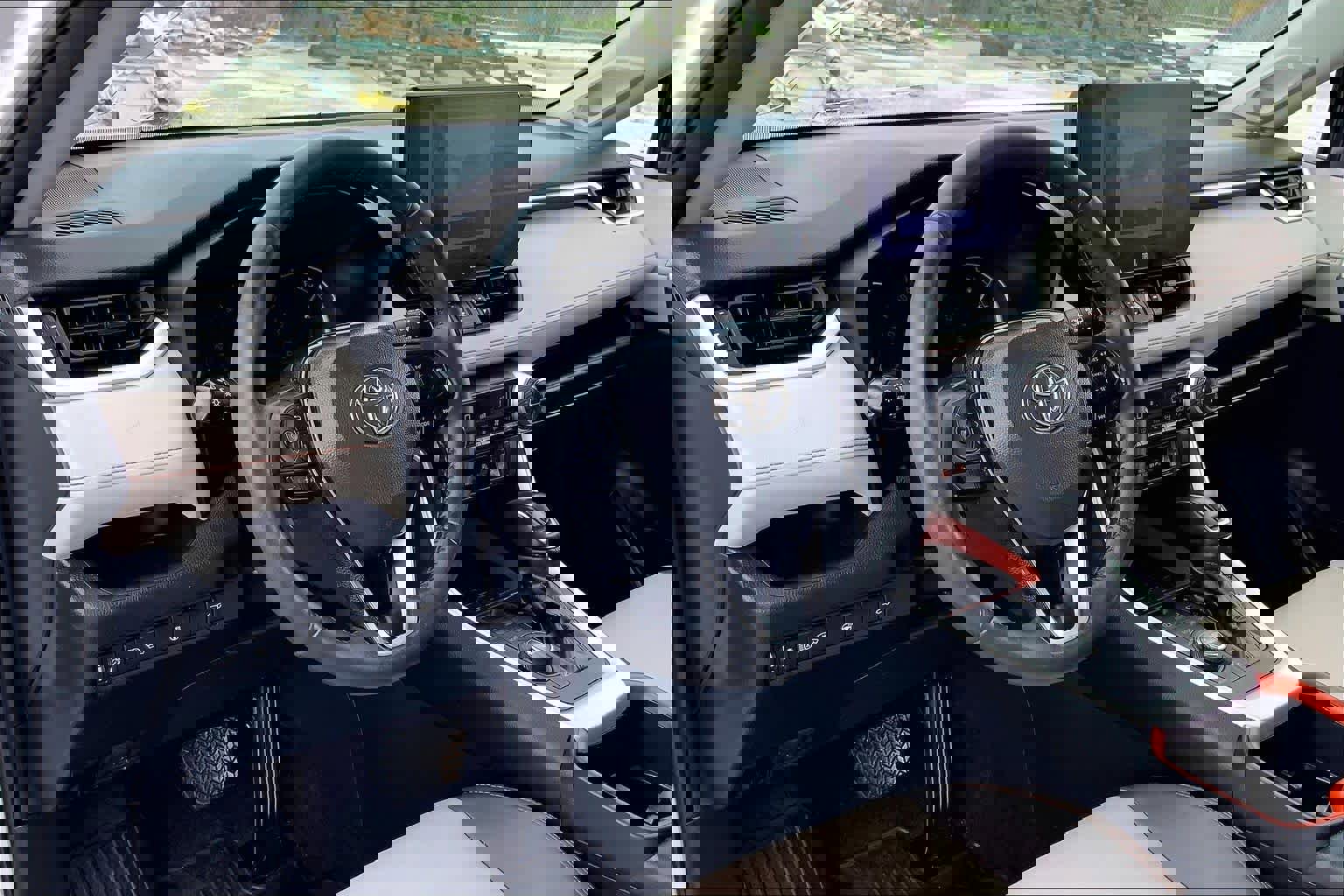 Used 2023 Toyota RAV4 Adventure w/ Convenience Package image 17