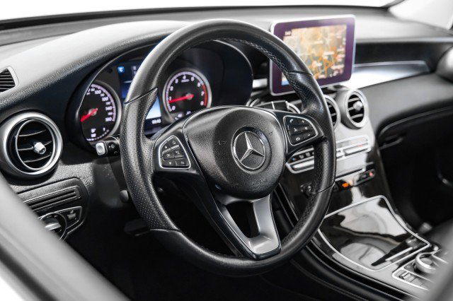 Used 2017 Mercedes-Benz GLC 300 4MATIC Coupe image 13