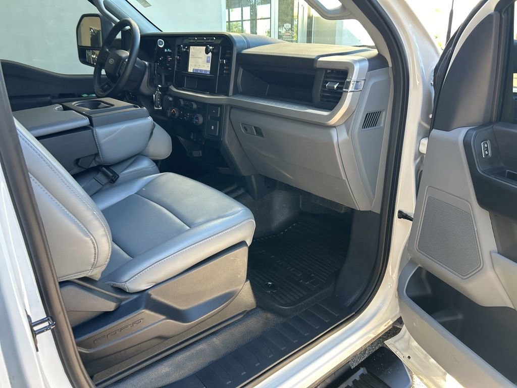 Used 2024 Ford F350 XL image 27
