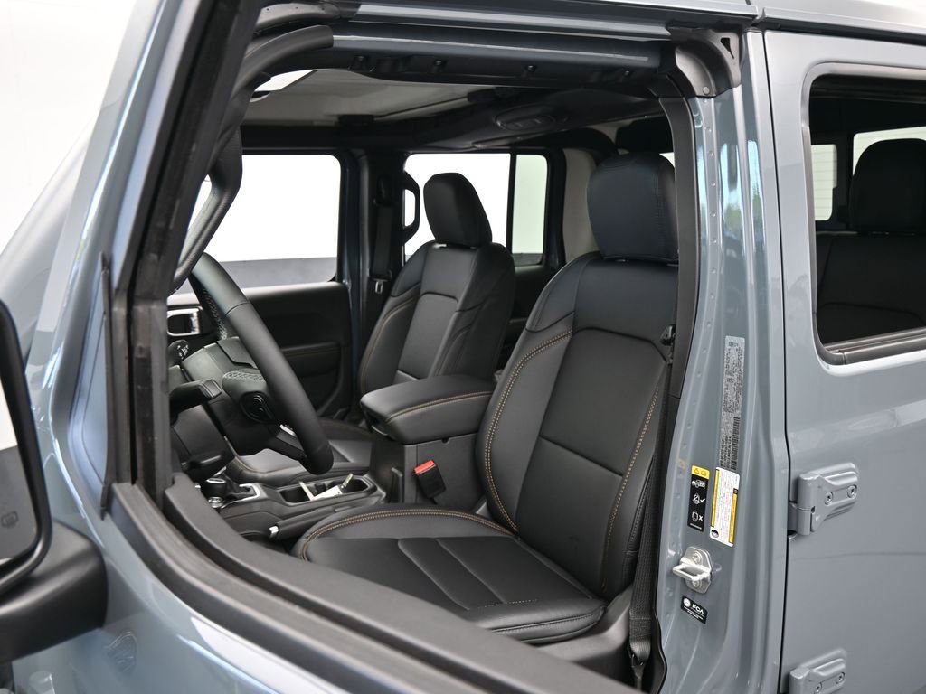 New 2026 Jeep Gladiator Mojave AWD/4WD image 10