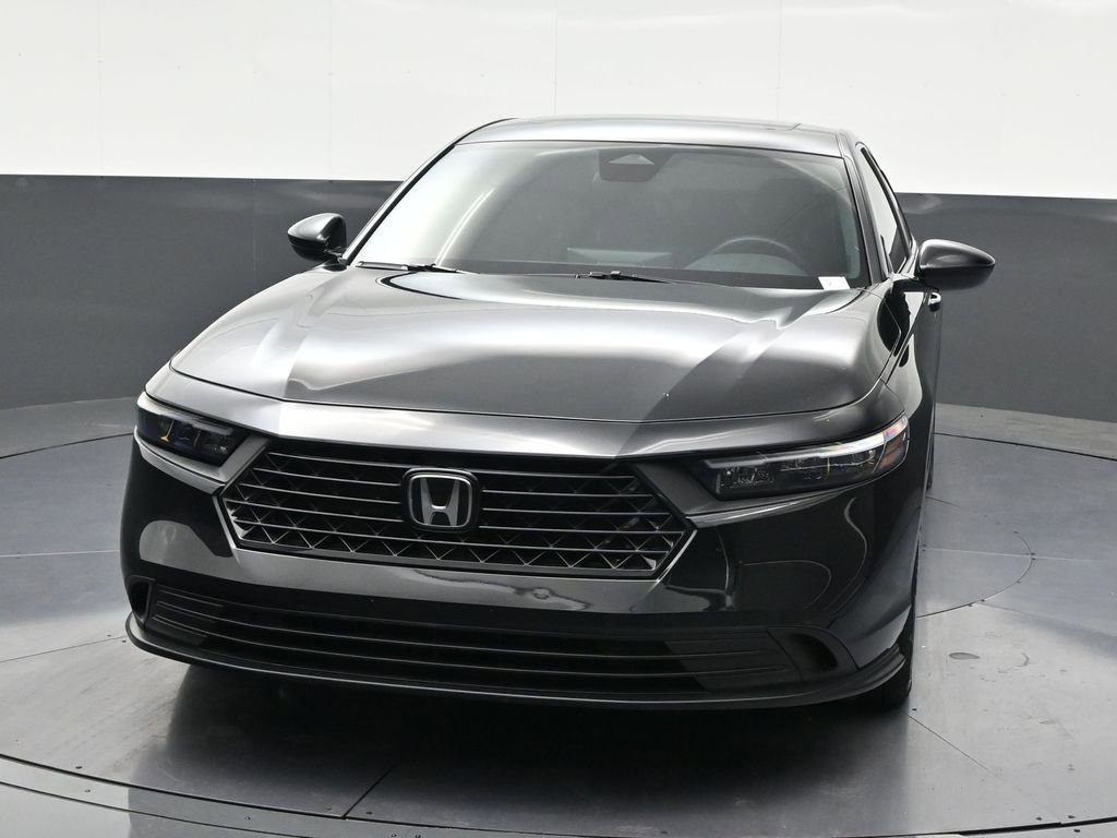 Used 2023 Honda Accord Sport image 8