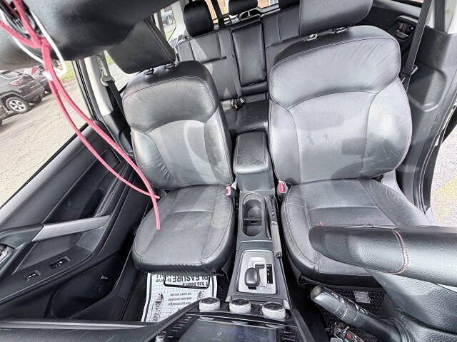 Used 2016 Subaru Forester 2.5i Limited AWD/4WD image 12
