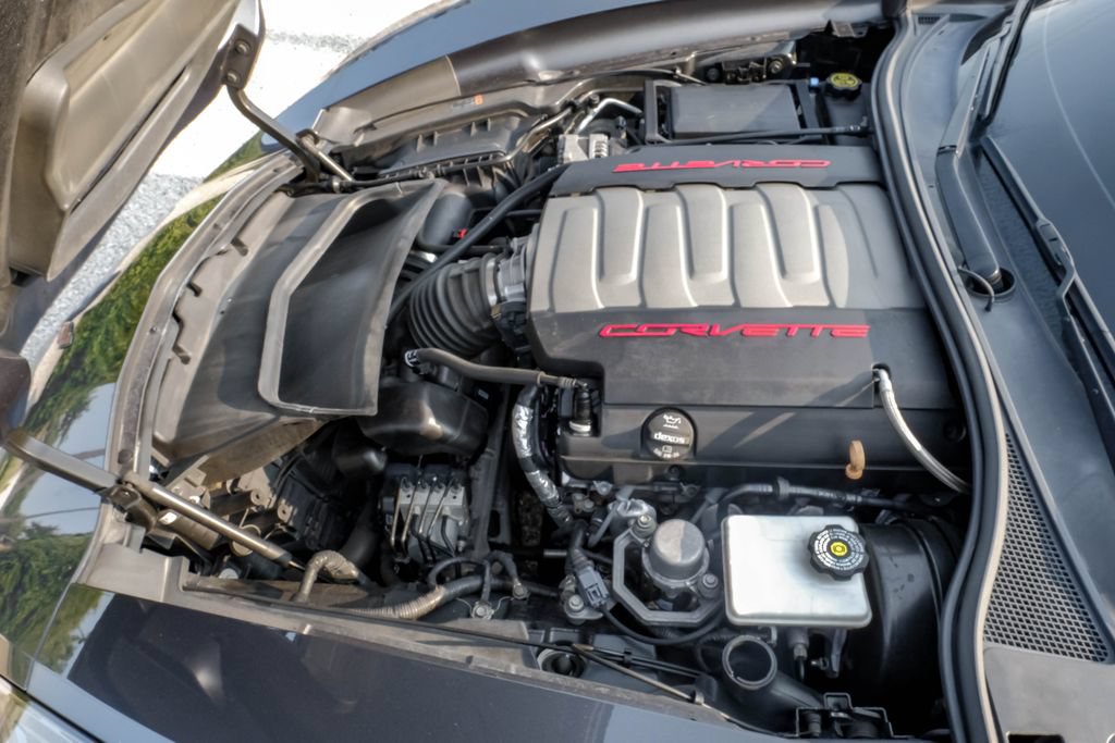 Used 2017 Chevrolet Corvette Stingray Coupe w/ Carbon Flash Badge Package RWD image 45